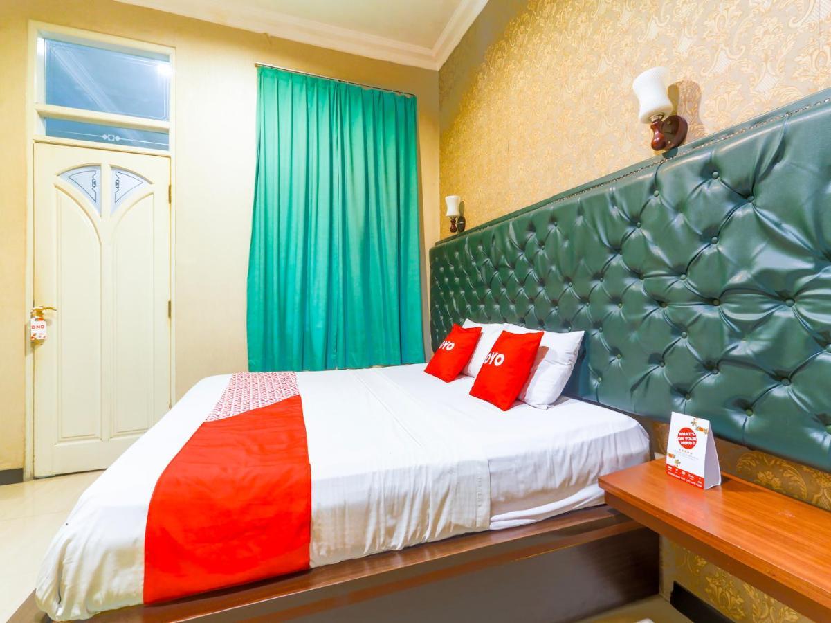 Oyo 90788 Nillo Hotel Kebumen Ngoại thất bức ảnh