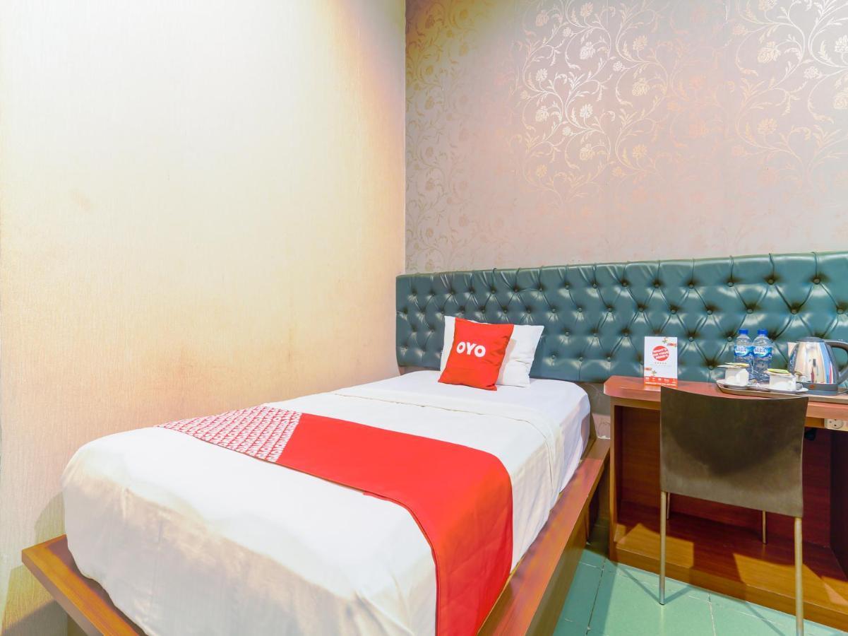 Oyo 90788 Nillo Hotel Kebumen Ngoại thất bức ảnh