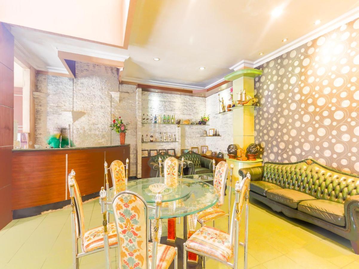 Oyo 90788 Nillo Hotel Kebumen Ngoại thất bức ảnh