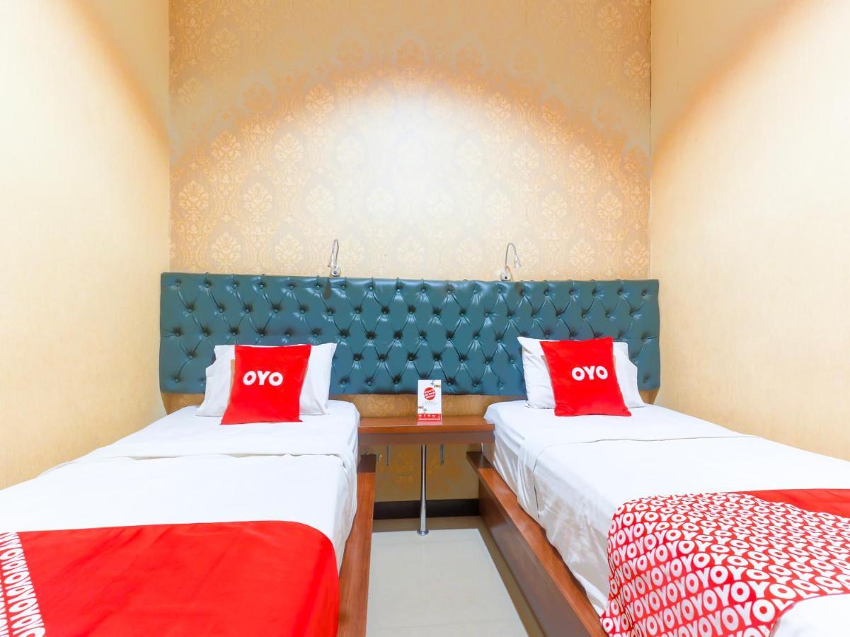 Oyo 90788 Nillo Hotel Kebumen Ngoại thất bức ảnh